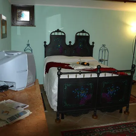 Al Mobile Antico B&B 3*