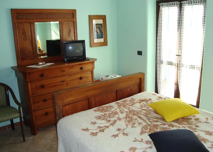 Bed and Breakfast Al Mobile Antico Camerano Casasco