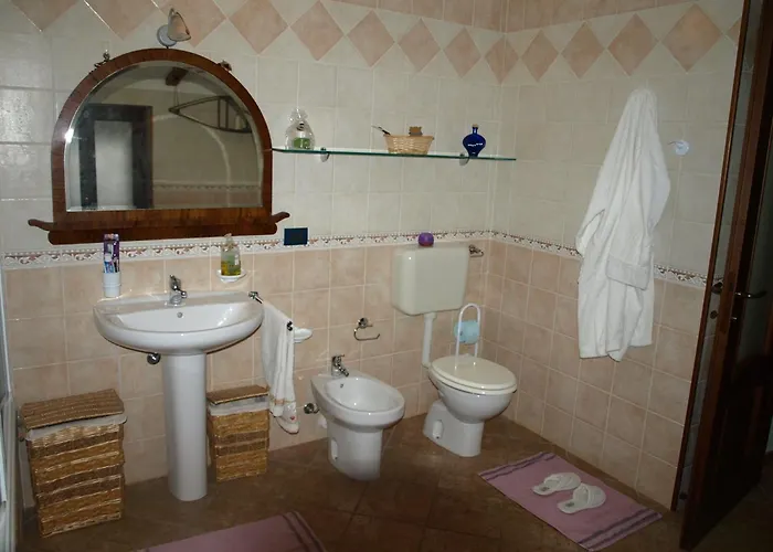 Bed and Breakfast Al Mobile Antico Camerano Casasco